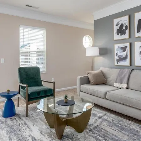 Landing Modern Apartment With Amazing Amenities